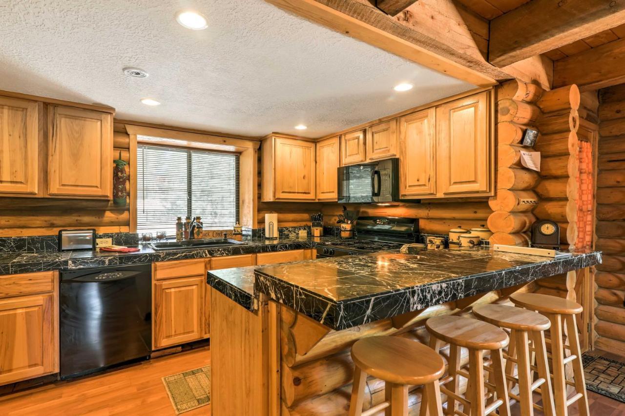 Cozy Utah Cabin With Deck And Fire Pit! Duck Creek Village Ngoại thất bức ảnh